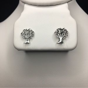 Silver Tree Stud Earrings‎